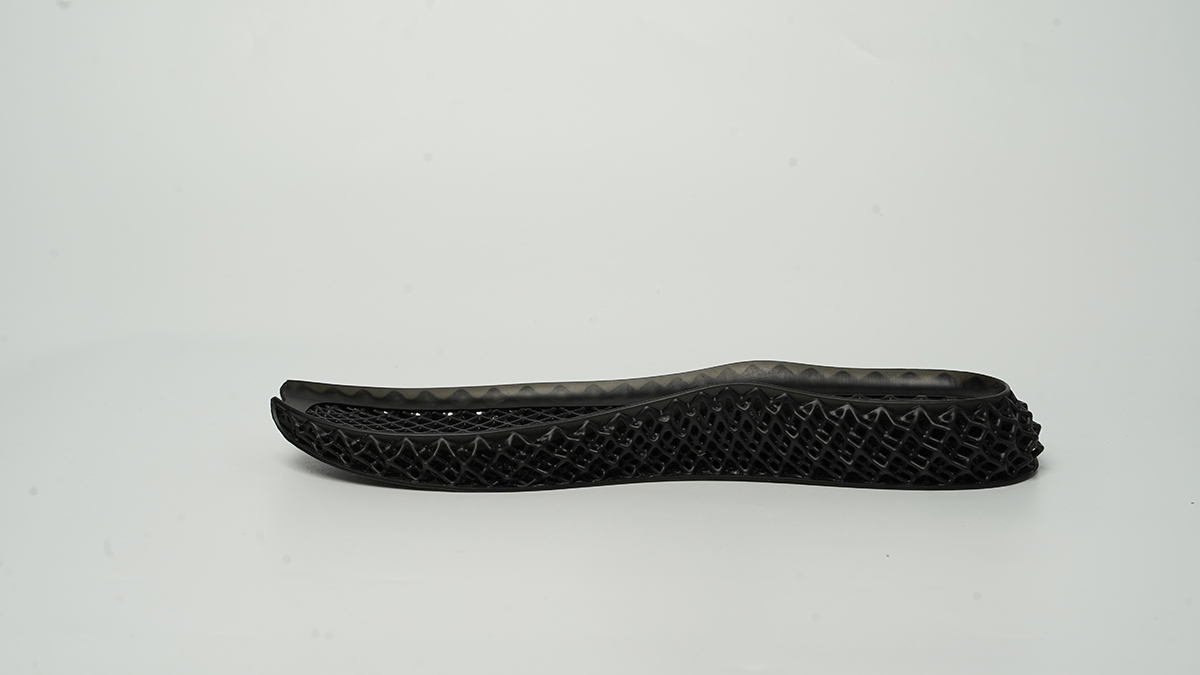 Muestra de suela impresa en 3D con resina flexible