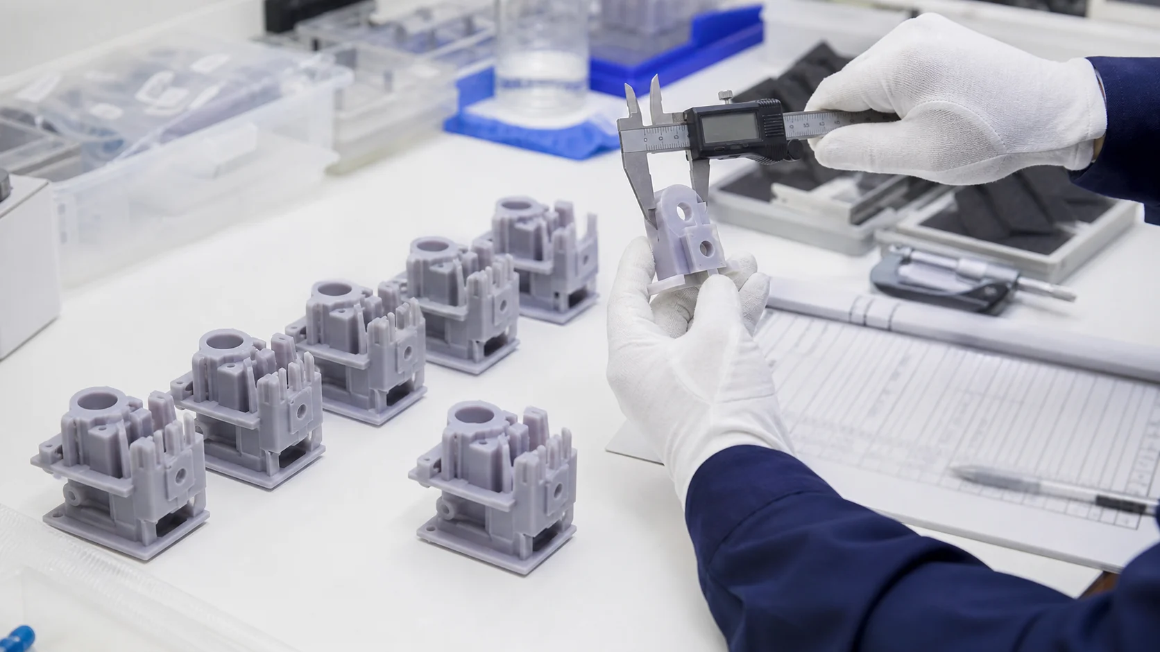 evaluación dimensional de muestras fabricadas mediante sla dlp y lcd